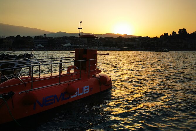 1-Hour Guided Semi-Submarine Tour to Isola Bella - Group Size (Max 12) and the Practical Comfort Factor