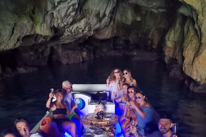 1-Hour Sea Caves and Boat Tour in Ortigia Syracuse - Isola di Ortigia from the Water: The First Wow Moment