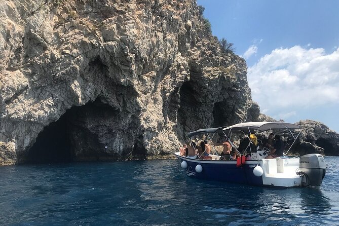 2-Hours Excursion to the Blue Grotto of Taormina in Isola Bella - The swim stop: 40 minutes of clear water and simple gear help