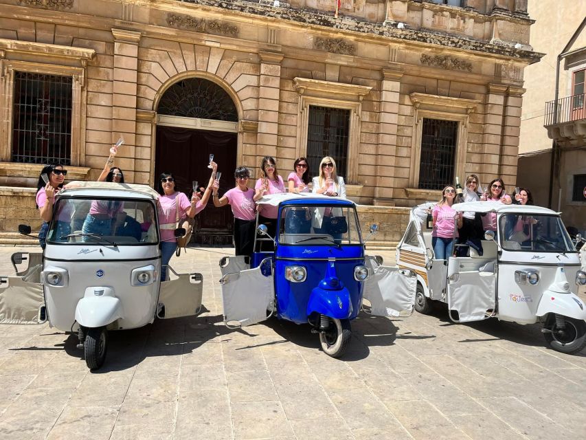 2 hours Tuk tuk tour in Siracusa - Syracuse monuments with a Caravaggio moment outside Santa Lucia
