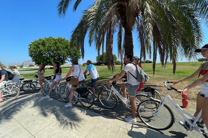 3-hours Guided Tour with tasting in Palermo - Stop 4: La Cala waterfront ride, sea views, and Monte Pellegrino