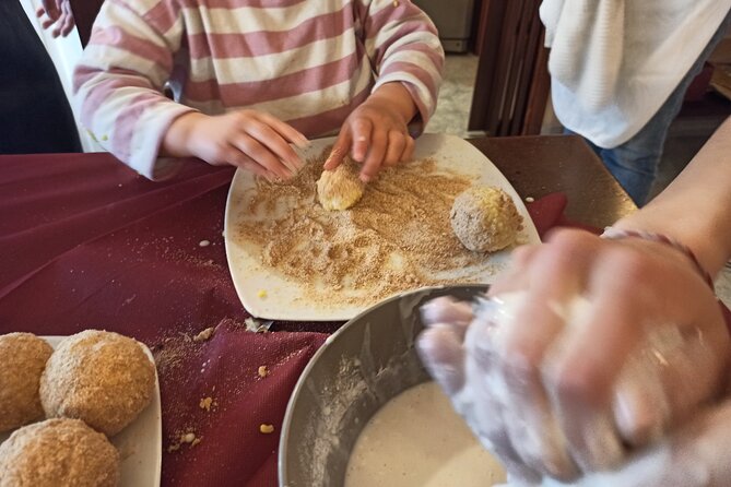 3 hours of cooking class on Sicilian Arancina and tasting - Price and value: what $120.51 buys you