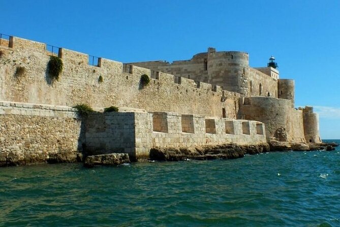 3 Hours Private Boat Tour of the Island of Ortigia with Aperitif - Why the 5pm timing feels right in Ortigia
