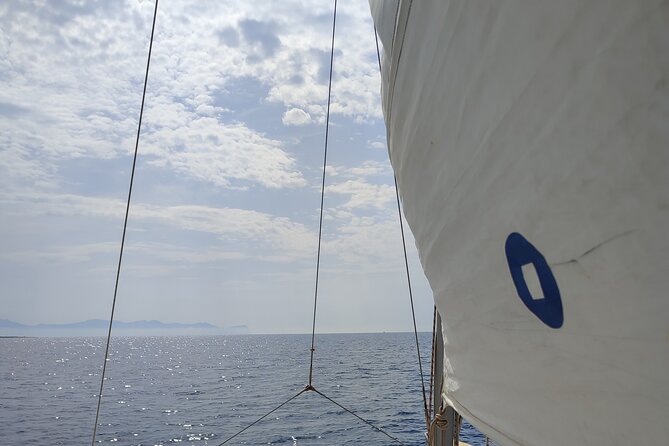 4 Hours Catamaran Tour to the Scala dei Turchi - Scala dei Turchi: The White Cliffs, the Sea, and Why the Shape Looks So Soft