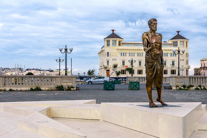 4 Hours Guided Tour to the Archaeological Park of Neapolis and Ortigia - Neapolis Archaeological Park: Greek theater, Roman amphitheater, and the oddball-famous spots