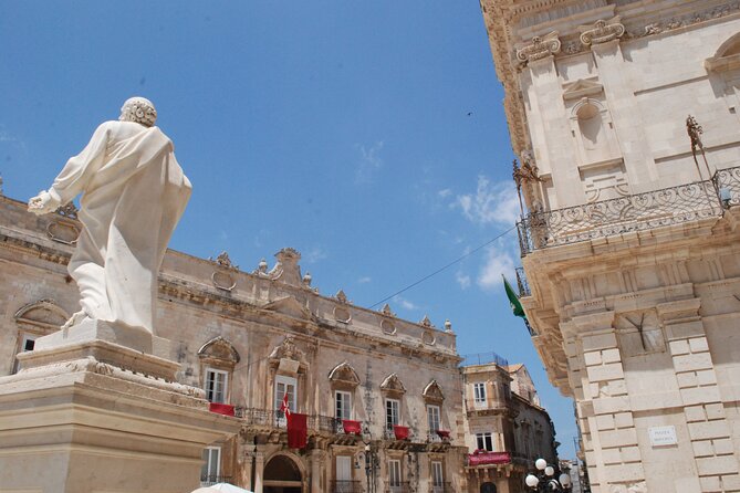 4 Hours Guided Tour to the Archaeological Park of Neapolis and Ortigia - The specialist guide: how you get more than stones