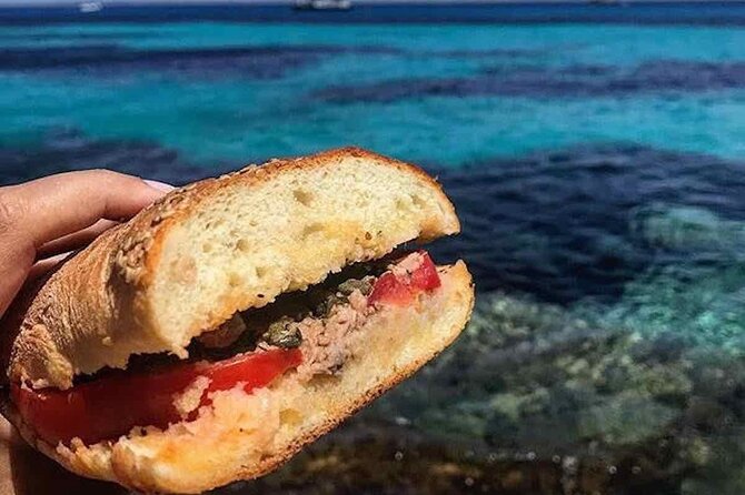 5 hour boat trip to Lampedusa with Sandwich, SUP and Snorkeling - The 5-Hour Flow: How Wind Sets the Schedule