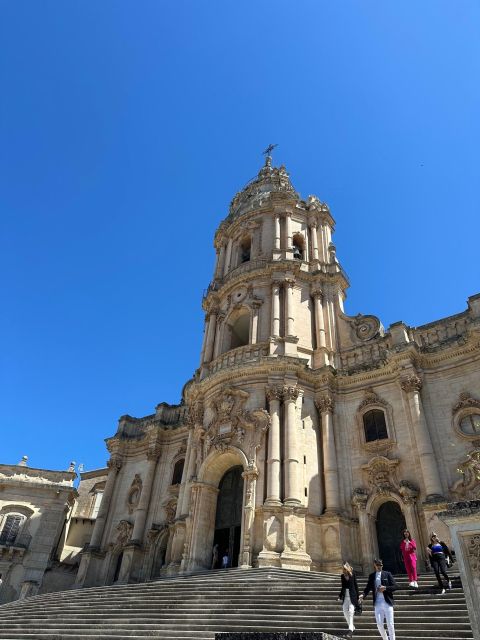 8-hour tour of the Baroque cities Noto-Modica-Ragusa-Ortigia - Ortigia Final Stop: Cathedral Area, Aretusa Fountain, Maniace, and Apollo