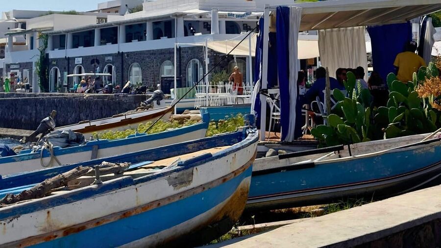Aeolian Islands Mini Cruise: Vulcano, Lipari & Stromboli - Lipari Free Time (11:45–14:30): Shops, Cafes, and Pacing Yourself
