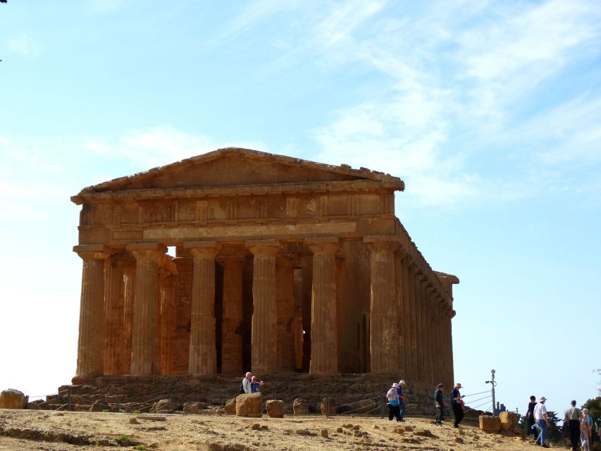 Agrigento: Private Tour of Ancient Akragas with Local Guide - Temple of Jupiter (Zeus): Quarrying History and Giants Over 7 Meters
