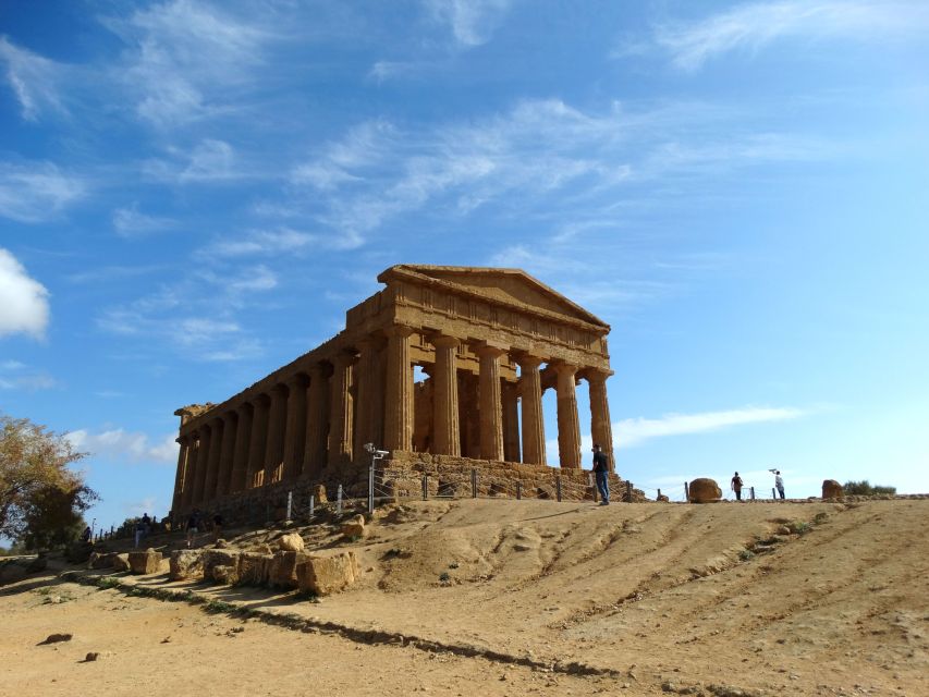 Agrigento: Private Tour of Ancient Akragas with Local Guide - Temple of Hera Lacinia (Juno): The Best Opening Act for the Valley
