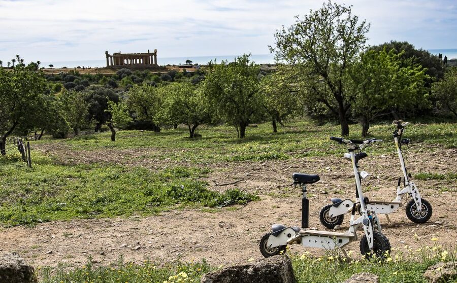 Agrigento: Valley of the Temples E-Scooter Tour - Why the Valley of the Temples fits an e-scooter so well