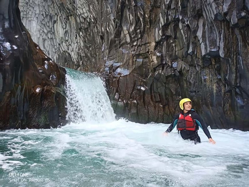 Alcantara River: Body Rafting Experience - Getting to Gole dell’Alcantara and planning your timing