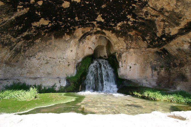 Ancient Syracuse: private guided tour of the Neapolis archaeological park - Anfiteatro Romano di Siracusa: the Roman showstopper