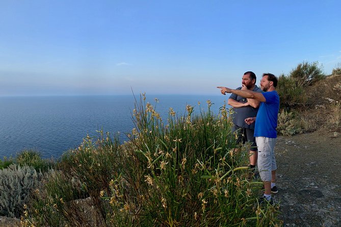 Archaeological excursion to the Rocca della Falconiera in Ustica - The volcano you can still see: geology made practical