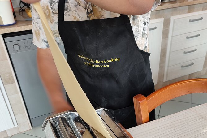Authentic Sicilian cooking class with Francesca - The garden table: wine, coffee, and the moment it all clicks
