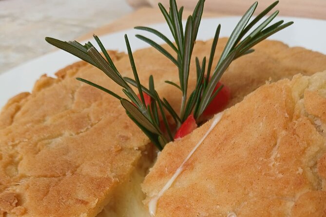 Authentic Sicilian Street Food: Fried Pizza Catania Cooking Class - Fried Pizza in Catania: what you’re really learning