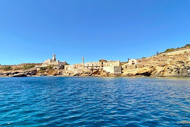 Avola: Vendicari Capopassero Group Boat Tour and Aperitif - Spiaggia Calamosche swim time in the reserve