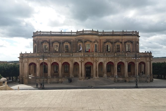 Baroque shades of Sicily (Noto, Modica and Ragusa day tour) - Ragusa Ibla: A Two-Hour City Center Stroll
