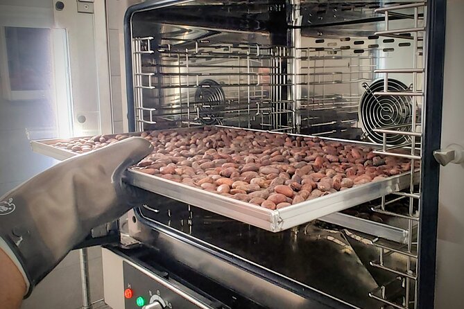 Become a chocolatier for a day, in Modica raw chocolate - Language help and small-group comfort (interpreter option)
