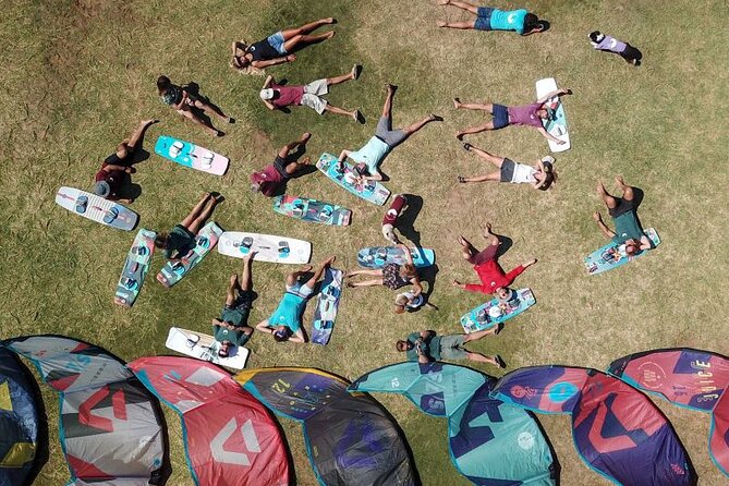Beginner Kitesurfing course 6 hrs of individual lessons for 3days - 2025 Duotone gear and provided accessories: what you save and why it matters