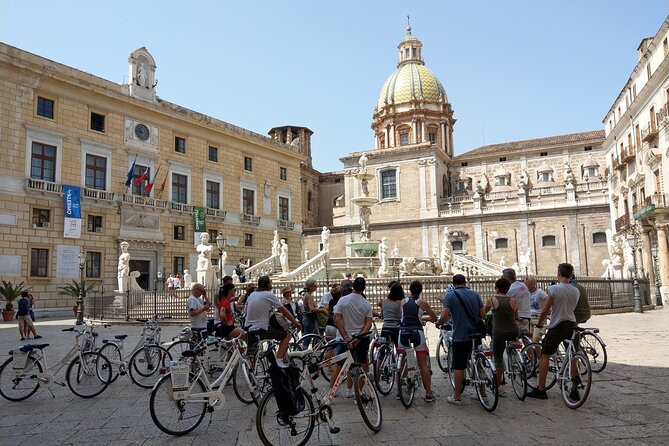 Bike tour of the historic center of Palermo with tasting - Rolling Through Palermo’s Historic Core (and Ending at the Sea)