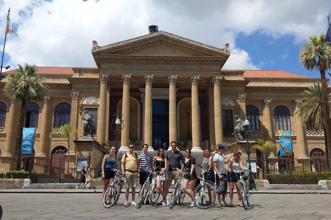 Bike tour of the historic center of Palermo with tasting - Quattro Canti: Palermo’s Octagonal Crossroads