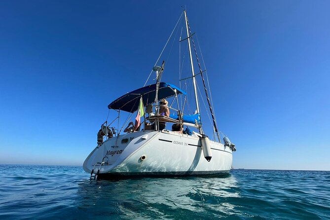 Boat excursion from Palermo with aperitif and wine - The pace and group size: what a max of 14 really changes