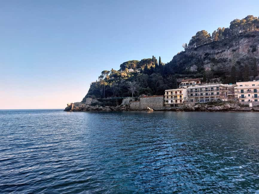 Boat excursion Giardini Naxos Taormina with swimming break - Ionian Sea sailing: the breeze-and-views portion