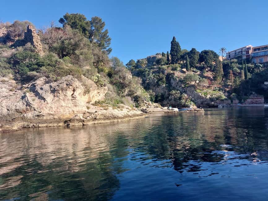 Boat excursion Giardini Naxos Taormina with swimming break - Price and value: what you’re really paying for