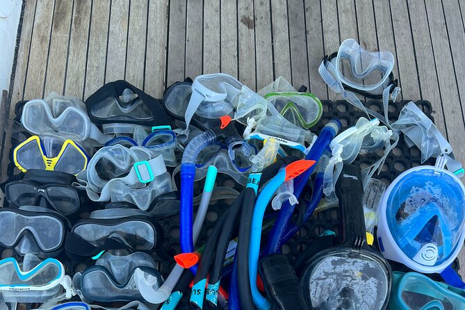 Boat excursion in Cefalù and snorkeling 3 hours fruit and drink - Fruit, Prosecco, and the Aperitif Rhythm: Nice When It’s Stocked