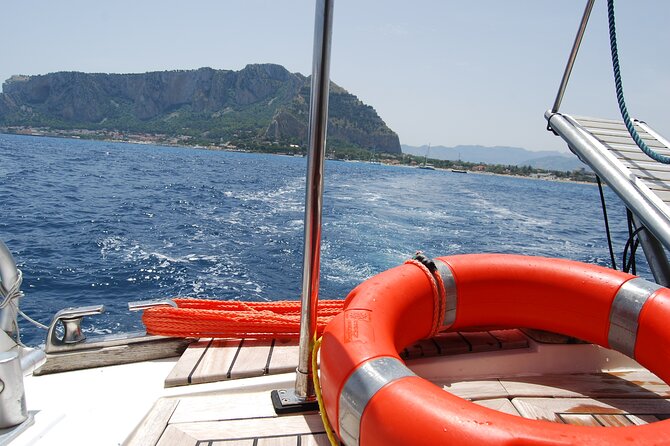 Boat excursion in Palermo - Capo Gallo Lighthouse and the Marine Reserve Area