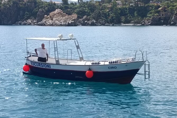Boat excursion to Cefalu with aperitif - The 90 minutes that show you Cefalù the right way