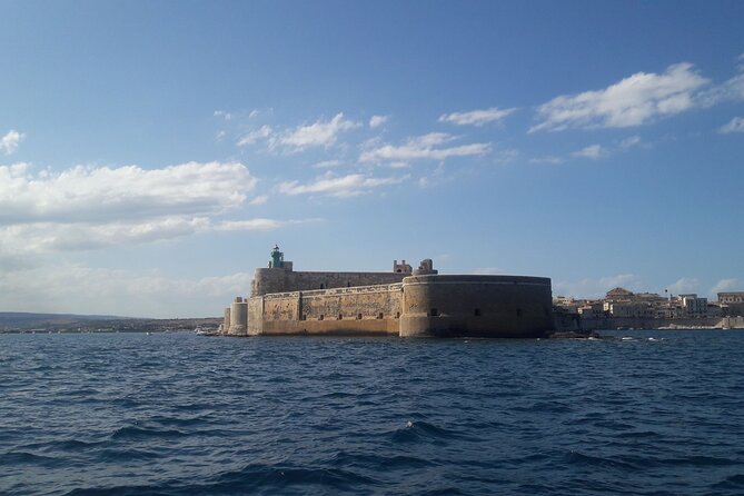 Boat Excursion to Ortigia with Typical Homemade Lunch - Why circumnavigate Ortigia by boat?