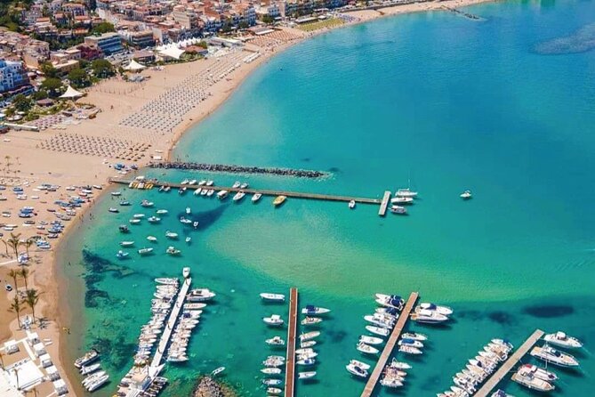 Boat Excursions Taormina Giardini Naxos Isola Bella - Comfort tips for a boat day: staying dry, staying sane