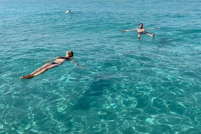 Boat tour from Avola to Portopalo with a stop in Marzamemi - Lido di Noto: the quick bathroom and stretch stop