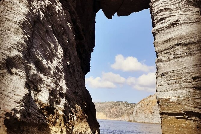 Boat Tour from Lipari between Volcanoes and Uncontaminated Landscapes 4/6 pax - Lipari Boat Time That Feels Short Enough To Stay Fun