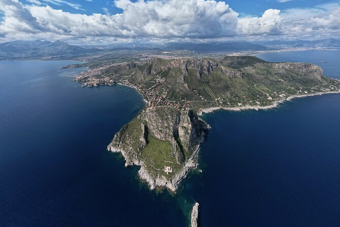 Boat tour in Palermo east - Excursion with aperitif - Scoglio di Formica: the swim-and-snorkel moment