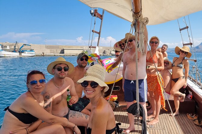 Boat tour in Palermo east - Excursion with aperitif - Getting to Largo Trizzanò and what the day feels like
