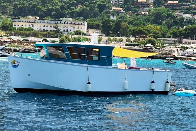 Boat Tour Mondello and Gulf of Palermo, with Aperitif (4 hours) - From Mondello Fisherman’s Pier to the open Gulf
