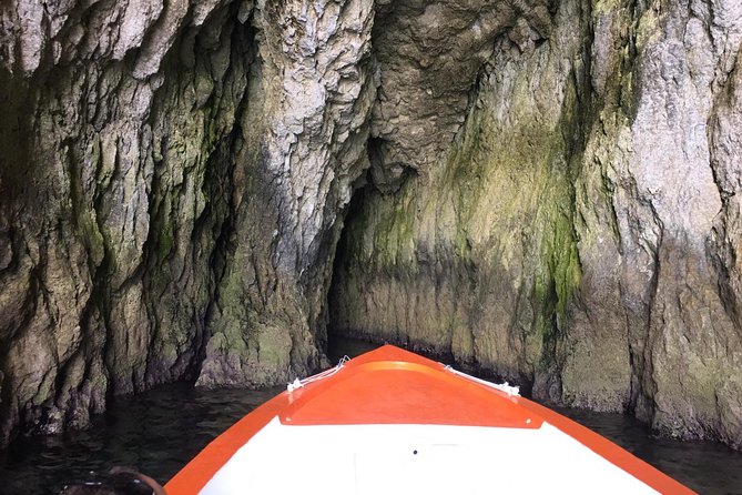 Boat tour of Ortigia Island and sea caves - What you see during the circumnavigation of Ortigia