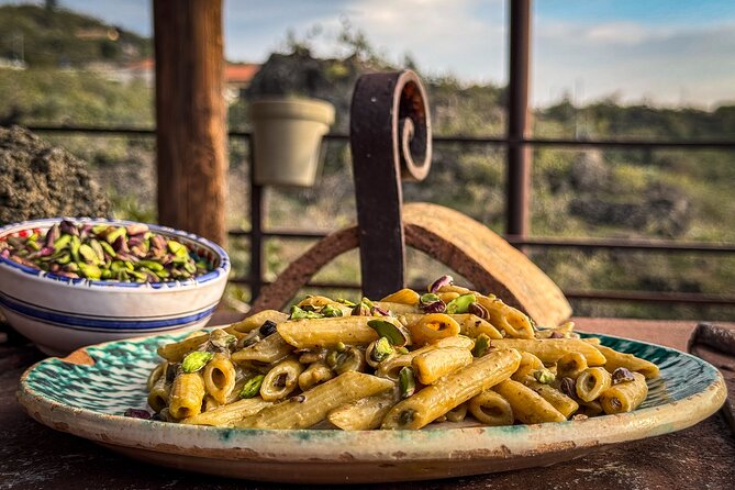 Bronte Pistachio Farm Tour and Lunch with Farmer - How Pickup and the Meeting Point Work (So You Don’t Lose Time)
