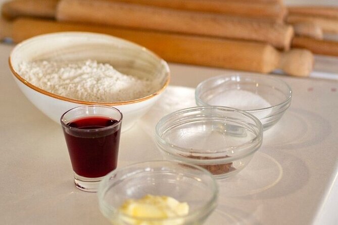 Cannolo Making in Taormina - Practical Tips for Your 10:00 am Cannolo Class