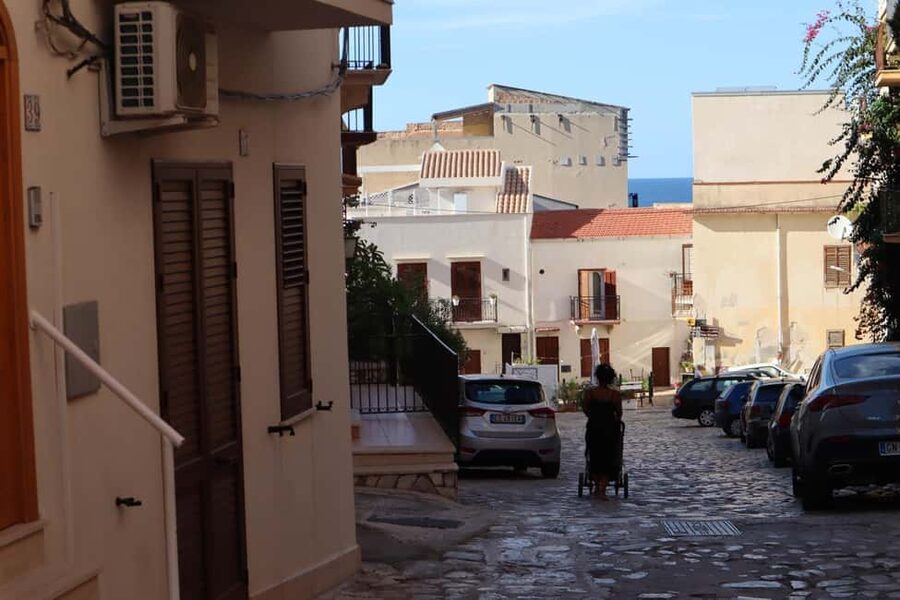 Castellammare del Golfo: Lights and Shadows - The anti-mafia fight: how the story changes the way you see the town