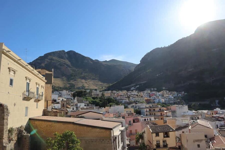 Castellammare del Golfo: Lights and Shadows - FAQ