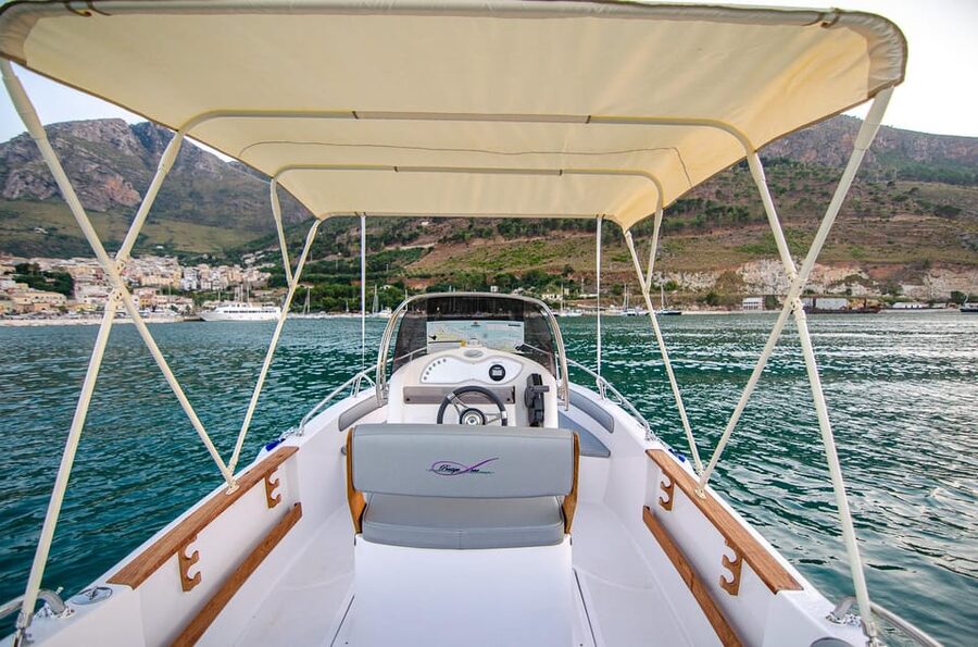 Castellammare del Golfo: Rent a Boat Without a Skipper - Check-in at Via Don Leonardo Zangara and the 30-minute safety briefing
