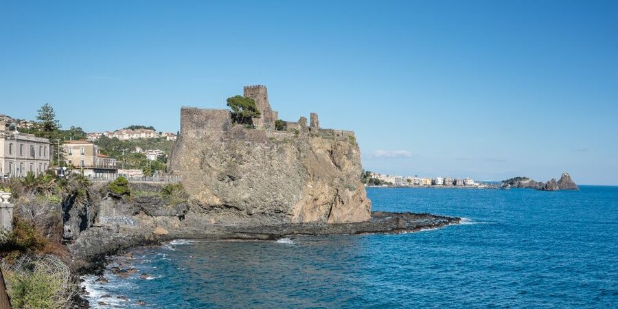 Catania: 4-Hour Guided Bike Tour - Stop One: Parcheggio Dogana and the Pace of the Whole Day
