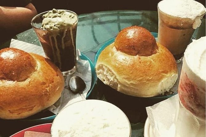 Catania authentic Street Food - Stop 1: Piazza del Duomo (10 minutes) to Set Your Bearings