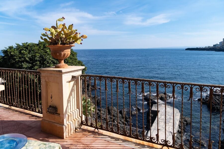 Catania: Cooking class set in a sea front historic villa - Cavateddi alla Norma and Ricotta Cream for Cannolo
