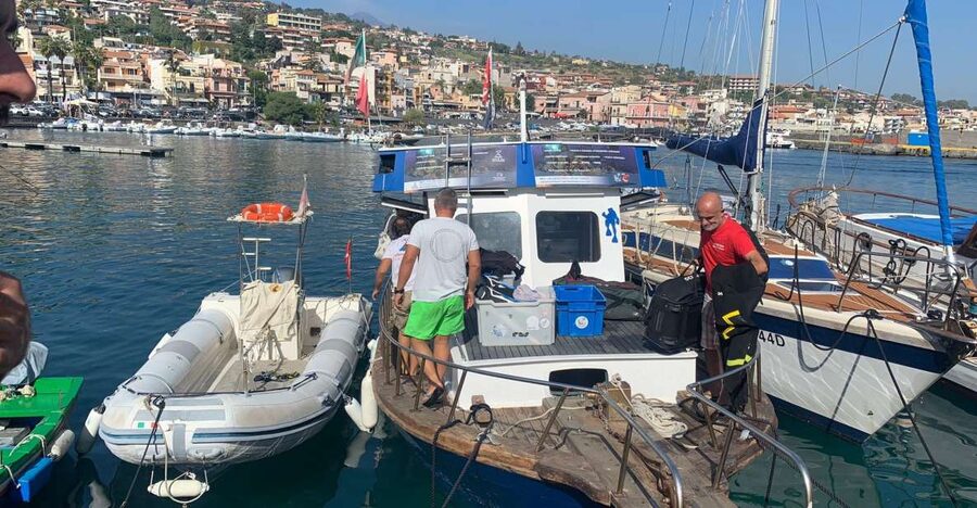 Catania: Cyclops Islands & Timpa Nature Reserve Boat Tour - Who this tour suits best